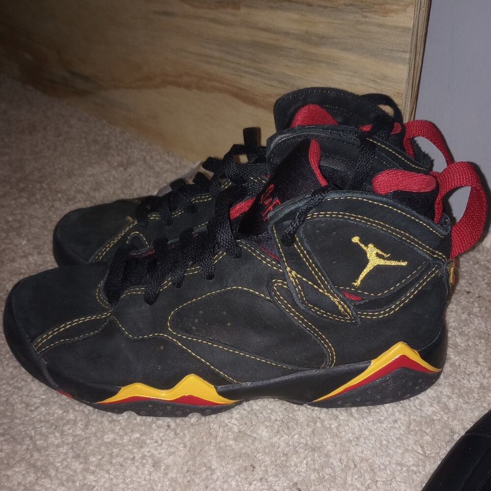Youth Air Jordan 7 Raptors VII Retro Citrus Nike‎ Size 3.5Y Basketball